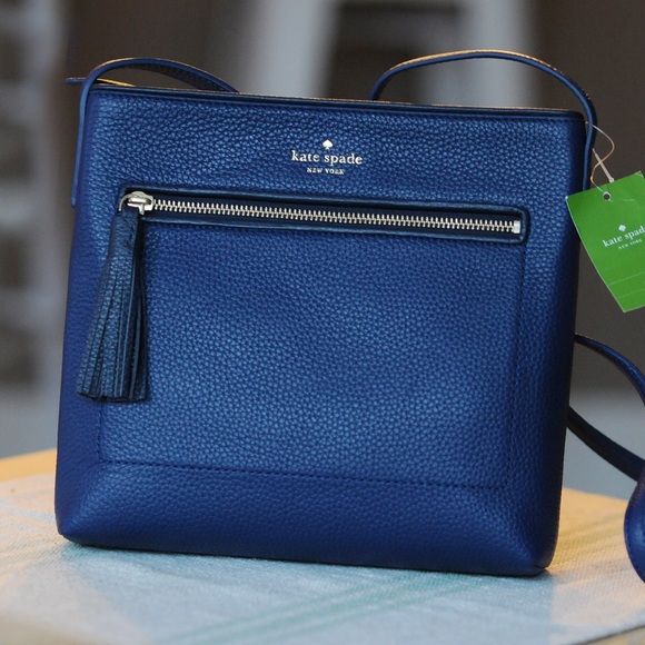 kate spade Handbags - Kate Spade Dessi Leather Crossbody Purse